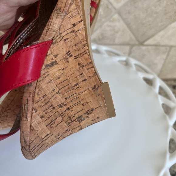 Moda Reflex Red Sandals - Picture 7 of 12